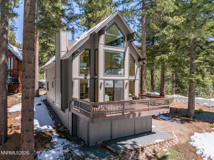 949 Dana, Incline Village, Nevada 89451, 3 Bedrooms Bedrooms, ,2 BathroomsBathrooms,Residential,Residential,Dana,260004741