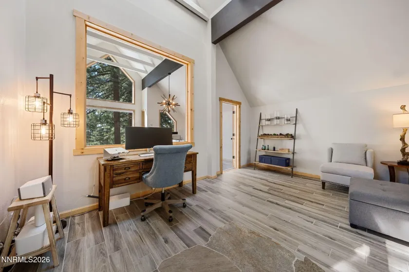 949 Dana, Incline Village, Nevada 89451, 3 Bedrooms Bedrooms, ,2 BathroomsBathrooms,Residential,Residential,Dana,260004741