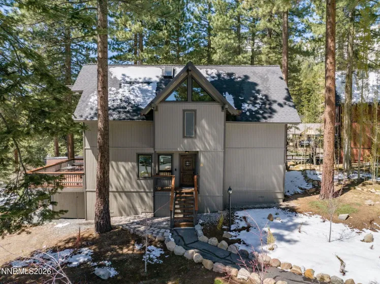 949 Dana, Incline Village, Nevada 89451, 3 Bedrooms Bedrooms, ,2 BathroomsBathrooms,Residential,Residential,Dana,260004741