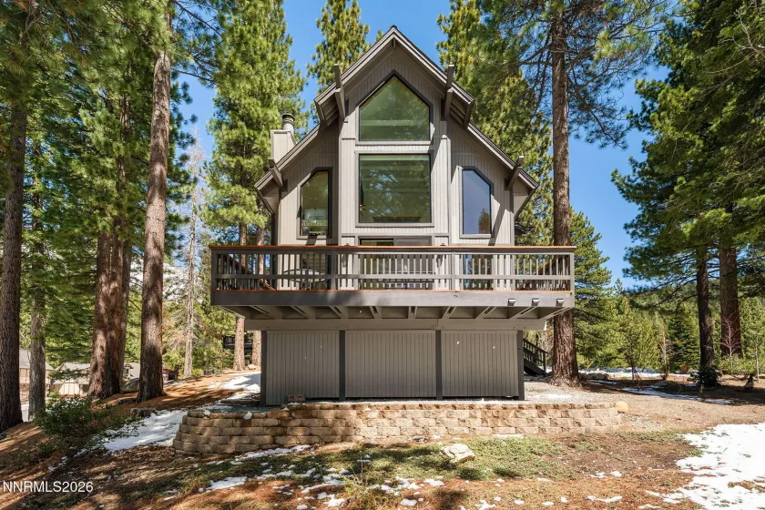 949 Dana, Incline Village, Nevada 89451, 3 Bedrooms Bedrooms, ,2 BathroomsBathrooms,Residential,Residential,Dana,260004741