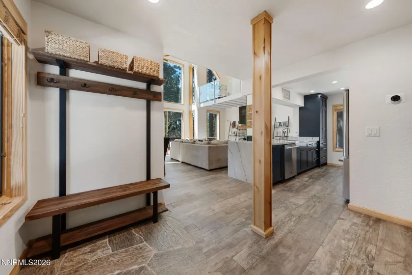 949 Dana, Incline Village, Nevada 89451, 3 Bedrooms Bedrooms, ,2 BathroomsBathrooms,Residential,Residential,Dana,260004741