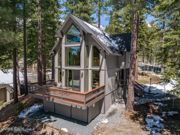 949 Dana, Incline Village, Nevada 89451, 3 Bedrooms Bedrooms, ,2 BathroomsBathrooms,Residential,Residential,Dana,260004741