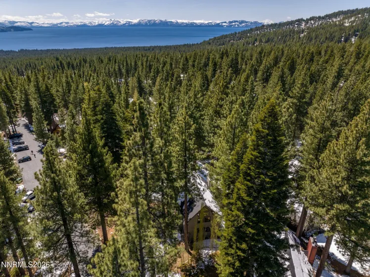 949 Dana, Incline Village, Nevada 89451, 3 Bedrooms Bedrooms, ,2 BathroomsBathrooms,Residential,Residential,Dana,260004741