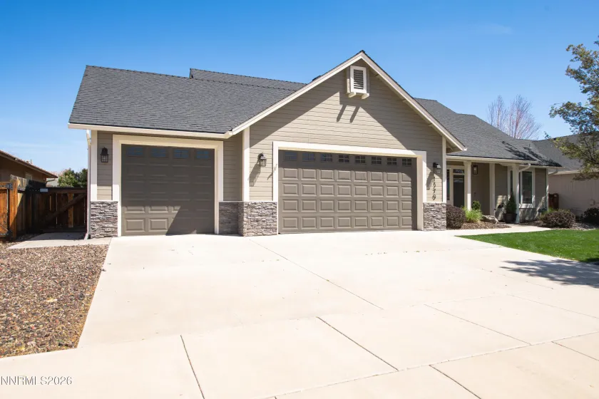 1379 Elges, Gardnerville, Nevada 89410, 3 Bedrooms Bedrooms, ,2 BathroomsBathrooms,Residential,Residential,Elges,260004743