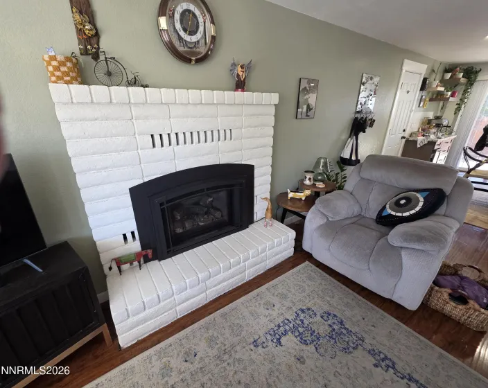 1390 Elges, Gardnerville, Nevada 89410, 3 Bedrooms Bedrooms, ,2 BathroomsBathrooms,Residential,Residential,Elges,260004745