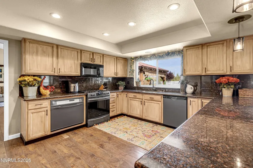 55 Geraldine, Sparks, Nevada 89441, 4 Bedrooms Bedrooms, ,3 BathroomsBathrooms,Residential,Residential,Geraldine,260004746