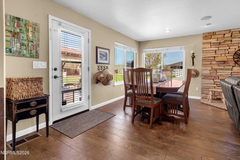 55 Geraldine, Sparks, Nevada 89441, 4 Bedrooms Bedrooms, ,3 BathroomsBathrooms,Residential,Residential,Geraldine,260004746