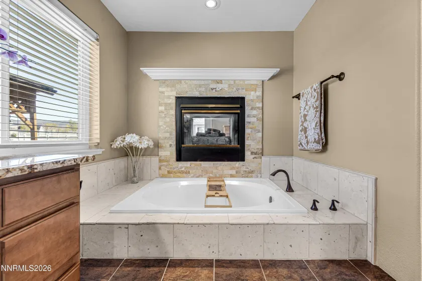 55 Geraldine, Sparks, Nevada 89441, 4 Bedrooms Bedrooms, ,3 BathroomsBathrooms,Residential,Residential,Geraldine,260004746