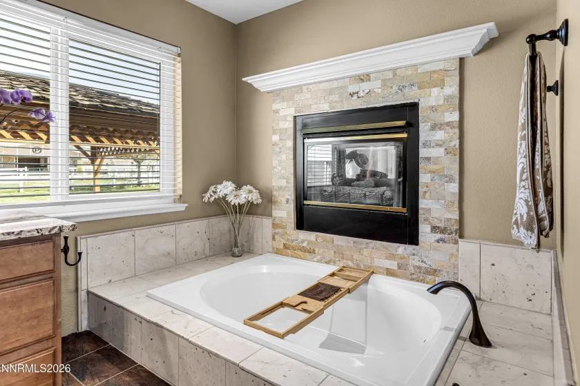 55 Geraldine, Sparks, Nevada 89441, 4 Bedrooms Bedrooms, ,3 BathroomsBathrooms,Residential,Residential,Geraldine,260004746