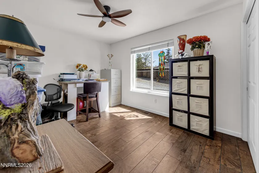 55 Geraldine, Sparks, Nevada 89441, 4 Bedrooms Bedrooms, ,3 BathroomsBathrooms,Residential,Residential,Geraldine,260004746