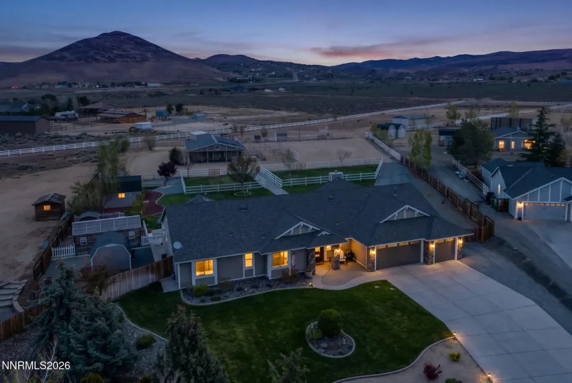 55 Geraldine, Sparks, Nevada 89441, 4 Bedrooms Bedrooms, ,3 BathroomsBathrooms,Residential,Residential,Geraldine,260004746