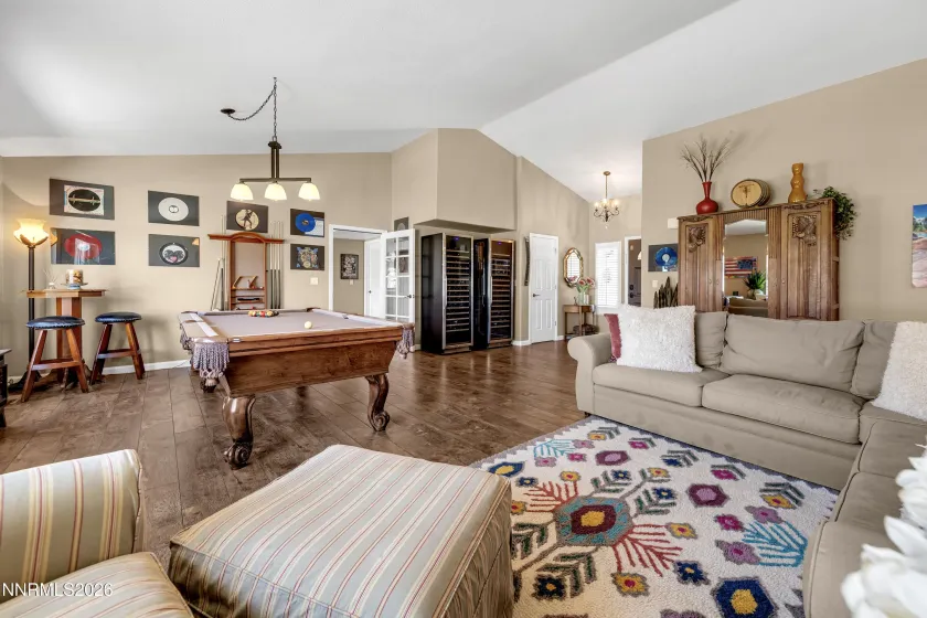 55 Geraldine, Sparks, Nevada 89441, 4 Bedrooms Bedrooms, ,3 BathroomsBathrooms,Residential,Residential,Geraldine,260004746