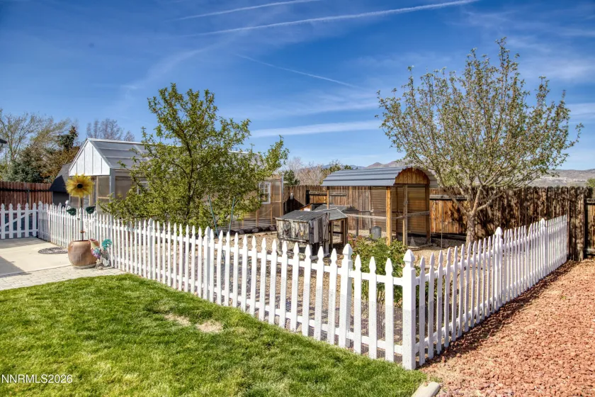 55 Geraldine, Sparks, Nevada 89441, 4 Bedrooms Bedrooms, ,3 BathroomsBathrooms,Residential,Residential,Geraldine,260004746