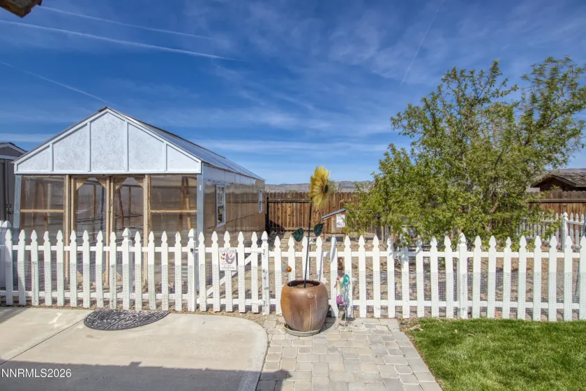 55 Geraldine, Sparks, Nevada 89441, 4 Bedrooms Bedrooms, ,3 BathroomsBathrooms,Residential,Residential,Geraldine,260004746