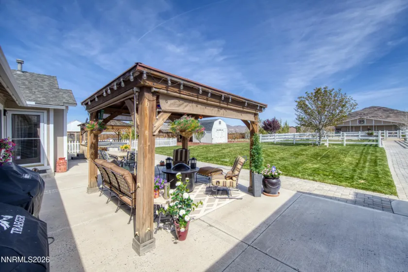 55 Geraldine, Sparks, Nevada 89441, 4 Bedrooms Bedrooms, ,3 BathroomsBathrooms,Residential,Residential,Geraldine,260004746