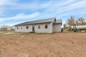 1401 Nevada 208, Yerington, Nevada 89447, 3 Bedrooms Bedrooms, ,2 BathroomsBathrooms,Residential,Residential,Nevada 208,260004747