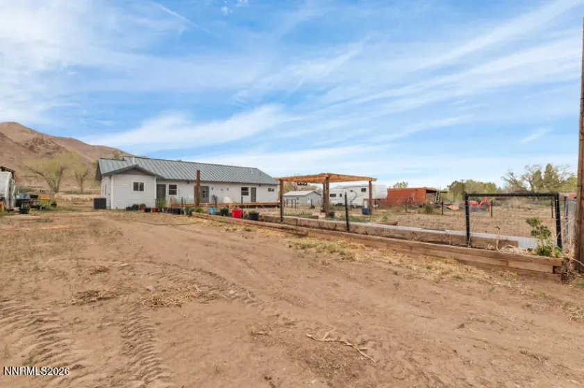 1401 Nevada 208, Yerington, Nevada 89447, 3 Bedrooms Bedrooms, ,2 BathroomsBathrooms,Residential,Residential,Nevada 208,260004747