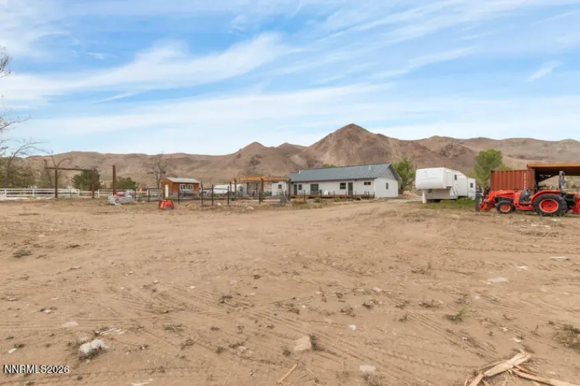 1401 Nevada 208, Yerington, Nevada 89447, 3 Bedrooms Bedrooms, ,2 BathroomsBathrooms,Residential,Residential,Nevada 208,260004747