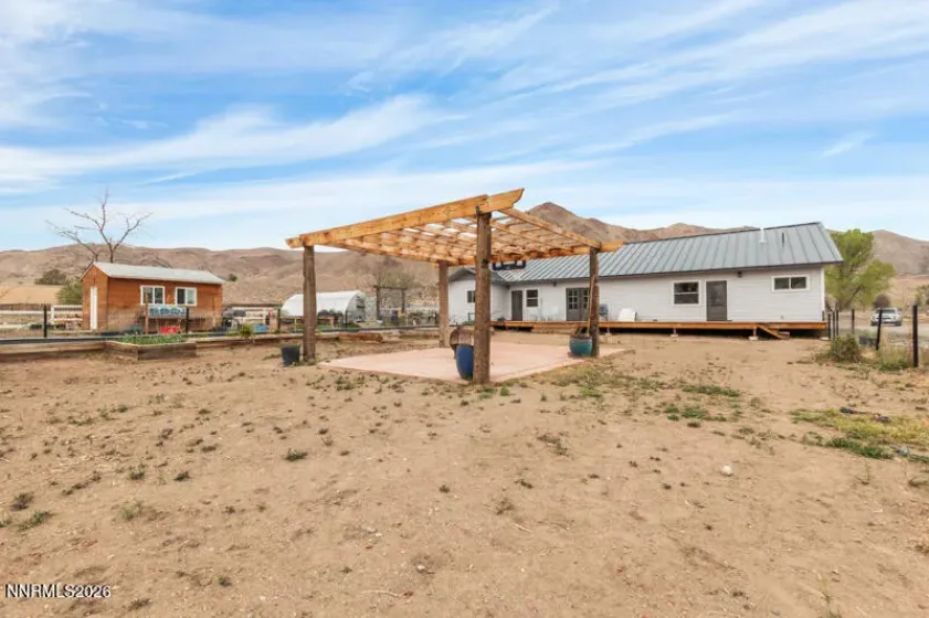 1401 Nevada 208, Yerington, Nevada 89447, 3 Bedrooms Bedrooms, ,2 BathroomsBathrooms,Residential,Residential,Nevada 208,260004747