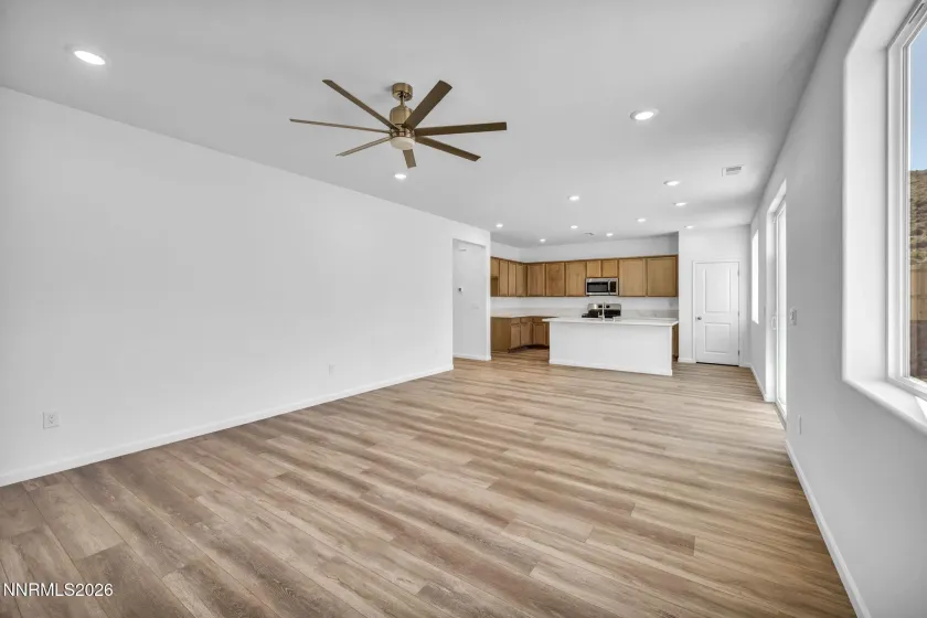 8480 Endor, Reno, Nevada 89506, 3 Bedrooms Bedrooms, ,3 BathroomsBathrooms,Residential,Residential,Endor,260004749