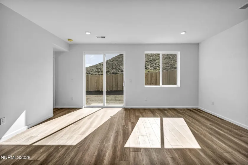 755 Kess, Reno, Nevada 89506, 3 Bedrooms Bedrooms, ,2 BathroomsBathrooms,Residential,Residential,Kess,260004750
