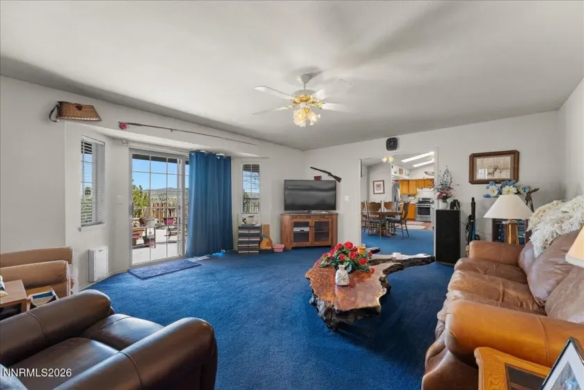 11250 Osage, Reno, Nevada 89508, 4 Bedrooms Bedrooms, ,3 BathroomsBathrooms,Residential,Residential,Osage,260004759