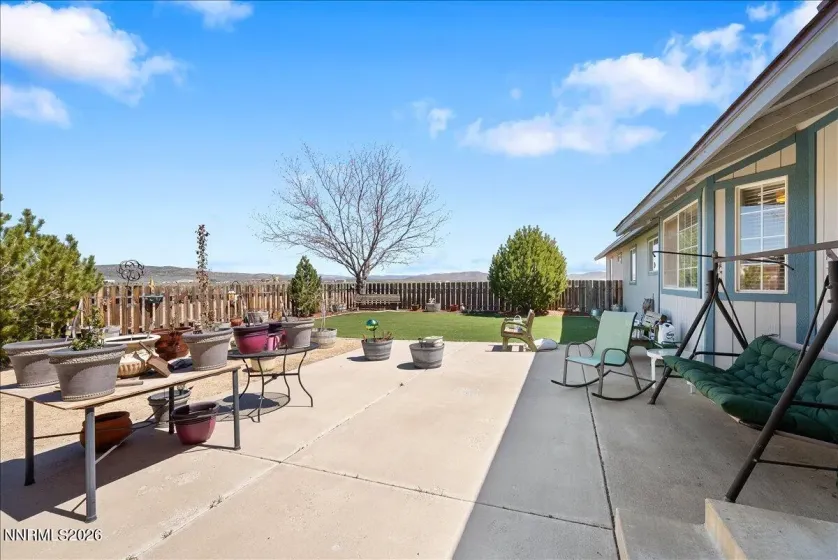 11250 Osage, Reno, Nevada 89508, 4 Bedrooms Bedrooms, ,3 BathroomsBathrooms,Residential,Residential,Osage,260004759