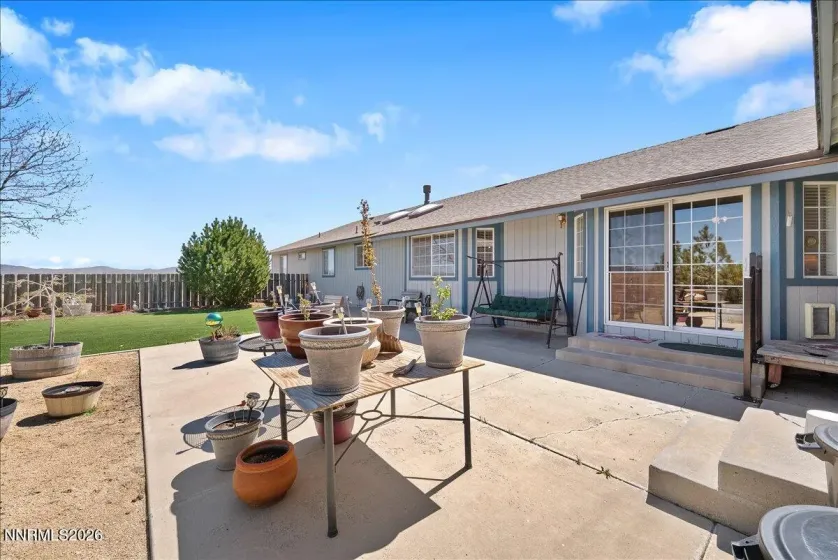 11250 Osage, Reno, Nevada 89508, 4 Bedrooms Bedrooms, ,3 BathroomsBathrooms,Residential,Residential,Osage,260004759