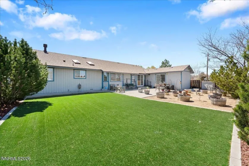 11250 Osage, Reno, Nevada 89508, 4 Bedrooms Bedrooms, ,3 BathroomsBathrooms,Residential,Residential,Osage,260004759