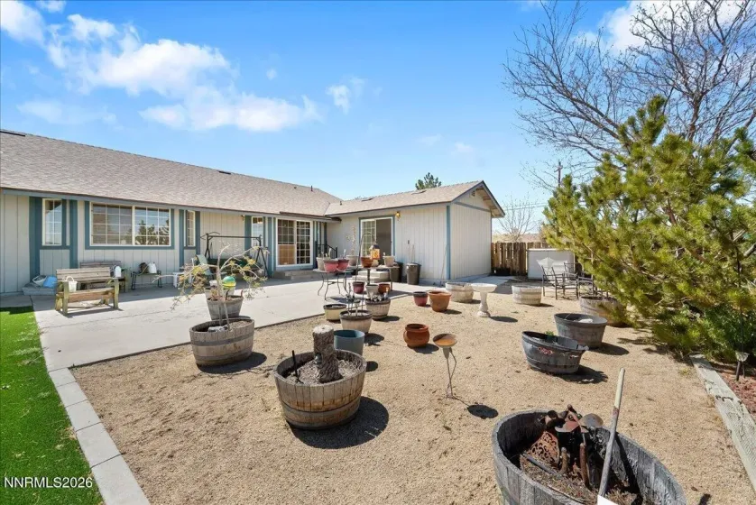 11250 Osage, Reno, Nevada 89508, 4 Bedrooms Bedrooms, ,3 BathroomsBathrooms,Residential,Residential,Osage,260004759