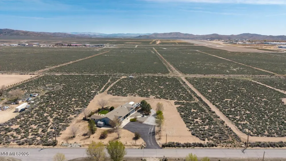 11250 Osage, Reno, Nevada 89508, 4 Bedrooms Bedrooms, ,3 BathroomsBathrooms,Residential,Residential,Osage,260004759