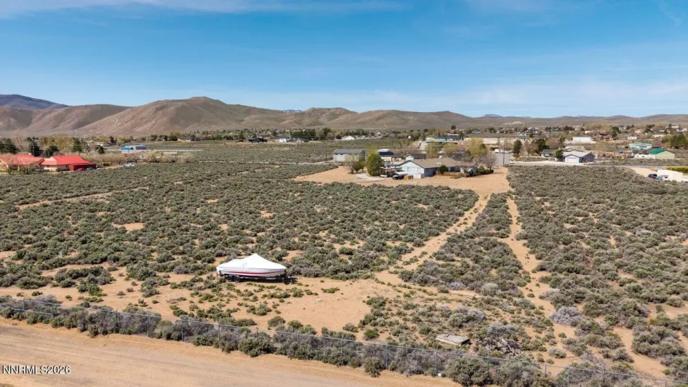 11250 Osage, Reno, Nevada 89508, 4 Bedrooms Bedrooms, ,3 BathroomsBathrooms,Residential,Residential,Osage,260004759