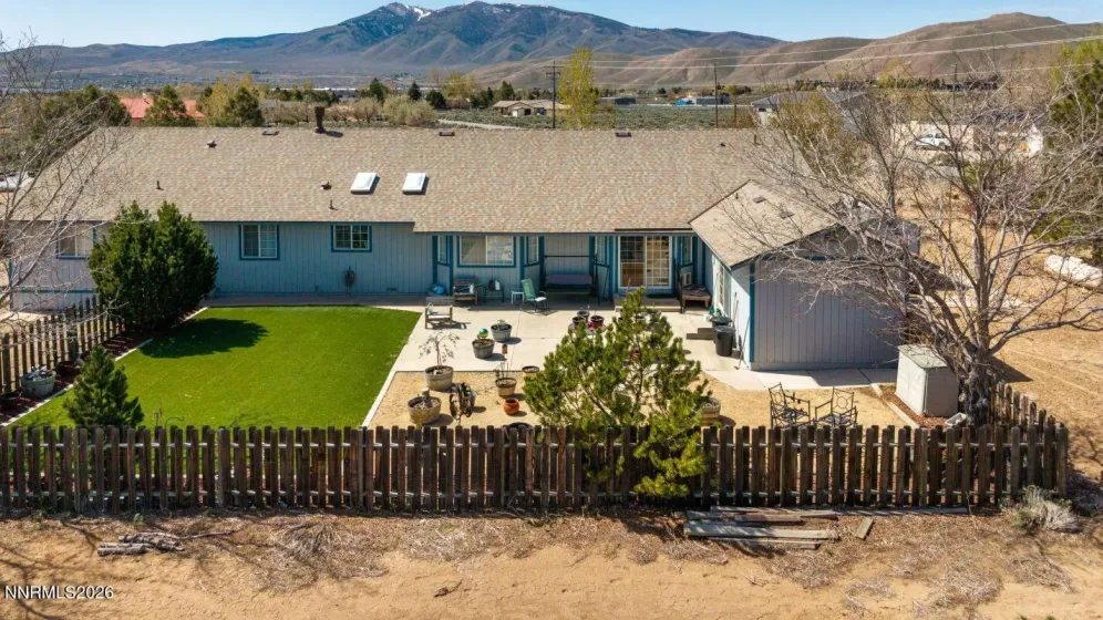 11250 Osage, Reno, Nevada 89508, 4 Bedrooms Bedrooms, ,3 BathroomsBathrooms,Residential,Residential,Osage,260004759