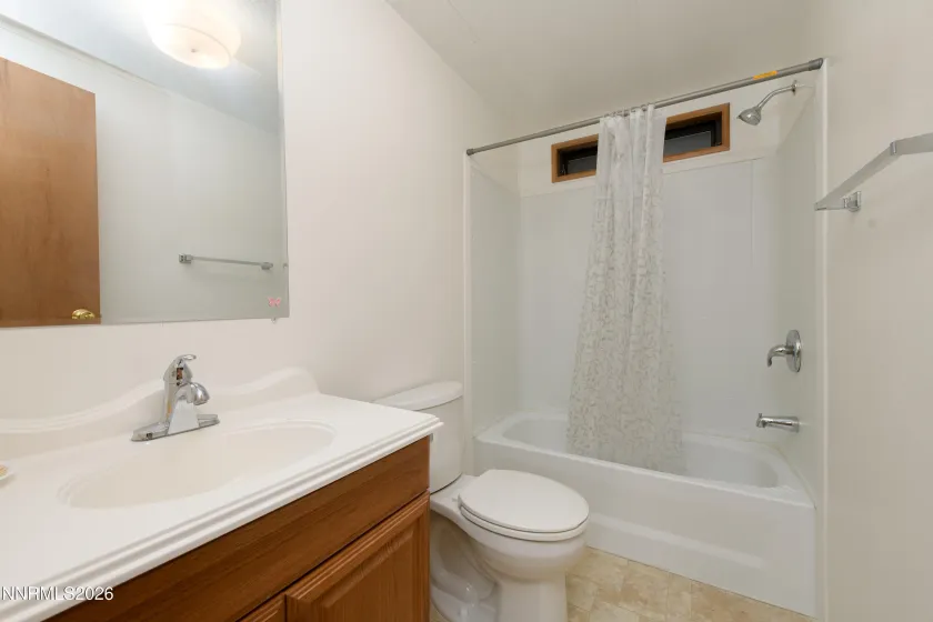 1428 Fleetwood, Carson City, Nevada 89701, 3 Bedrooms Bedrooms, ,2 BathroomsBathrooms,Residential,Residential,Fleetwood,260003451