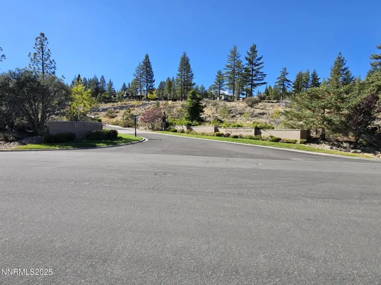 Bennington Court Entrance