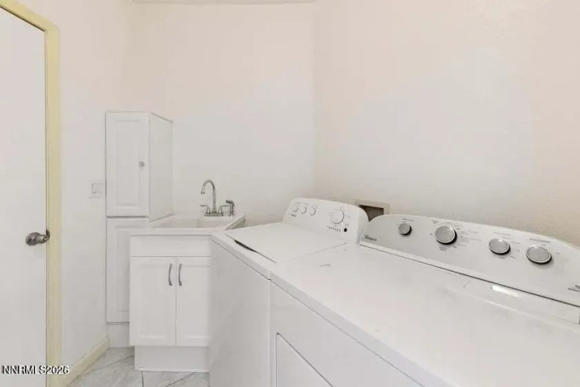 709 Caughlin, Reno, Nevada 89519, 3 Bedrooms Bedrooms, ,3 BathroomsBathrooms,Residential Lease,Manufactured,Caughlin,260004762