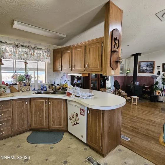 936 Jasper, Fernley, Nevada 89408, 3 Bedrooms Bedrooms, ,2 BathroomsBathrooms,Residential,Residential,Jasper,260004766