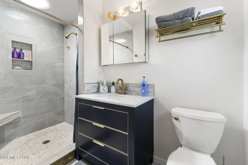 2201 Glenn, Carson City, Nevada 89703, 3 Bedrooms Bedrooms, ,2 BathroomsBathrooms,Residential,Residential,Glenn,260004768