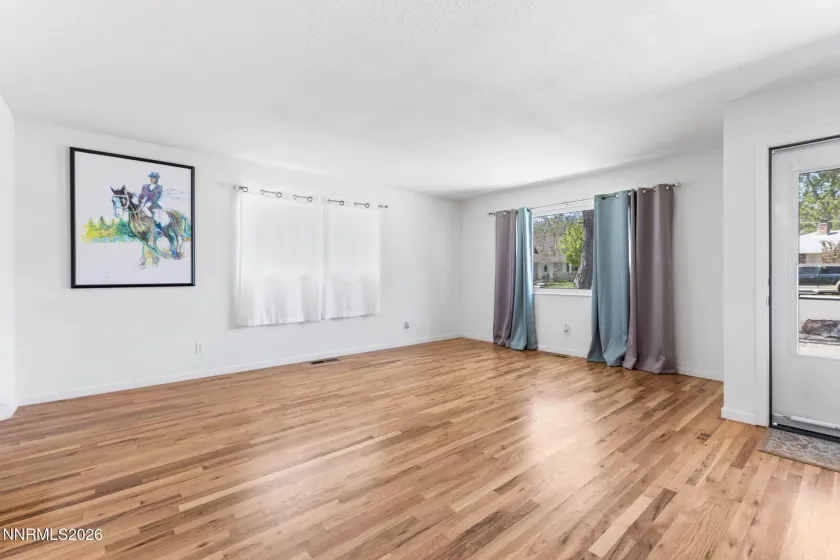 2201 Glenn, Carson City, Nevada 89703, 3 Bedrooms Bedrooms, ,2 BathroomsBathrooms,Residential,Residential,Glenn,260004768