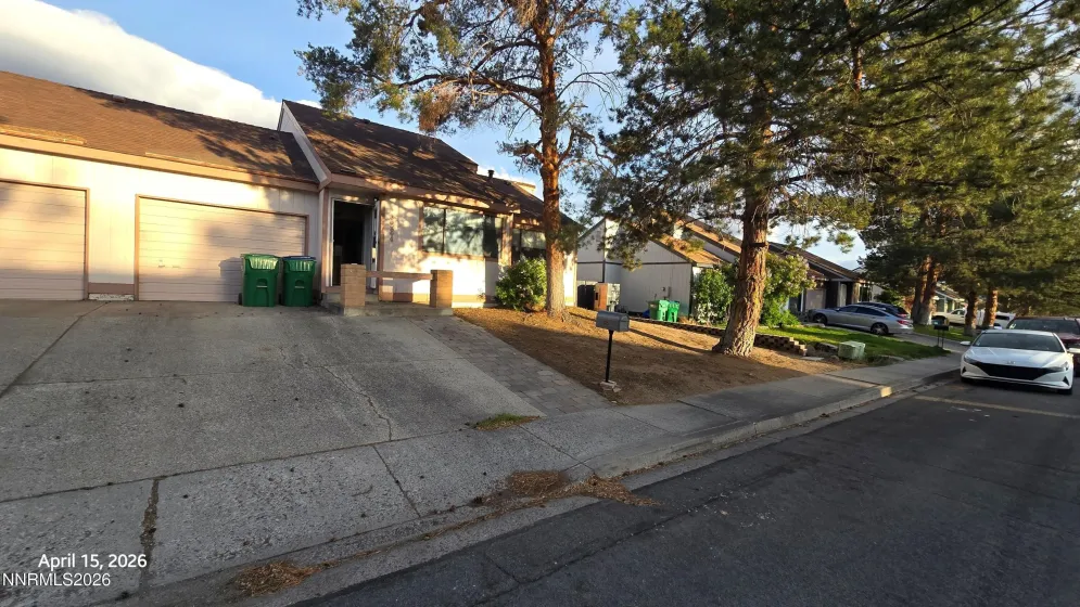 3224 Danville, Sparks, Nevada 89434, 3 Bedrooms Bedrooms, ,2 BathroomsBathrooms,Residential,Residential,Danville,260004769