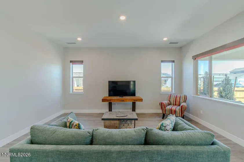 399 Porter Peak, Carson City, Nevada 89701, 3 Bedrooms Bedrooms, ,2 BathroomsBathrooms,Residential,Residential,Porter Peak,260004770