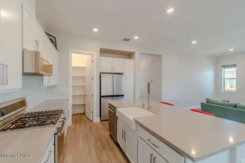 399 Porter Peak, Carson City, Nevada 89701, 3 Bedrooms Bedrooms, ,2 BathroomsBathrooms,Residential,Residential,Porter Peak,260004770