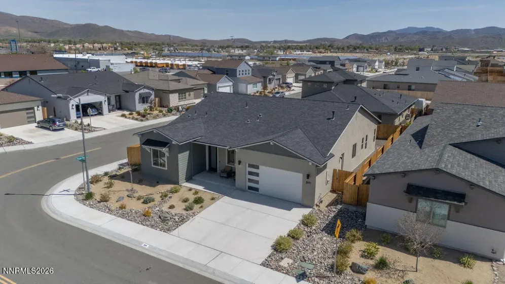 399 Porter Peak, Carson City, Nevada 89701, 3 Bedrooms Bedrooms, ,2 BathroomsBathrooms,Residential,Residential,Porter Peak,260004770