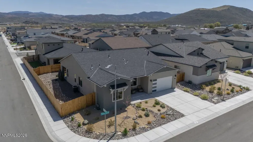 399 Porter Peak, Carson City, Nevada 89701, 3 Bedrooms Bedrooms, ,2 BathroomsBathrooms,Residential,Residential,Porter Peak,260004770