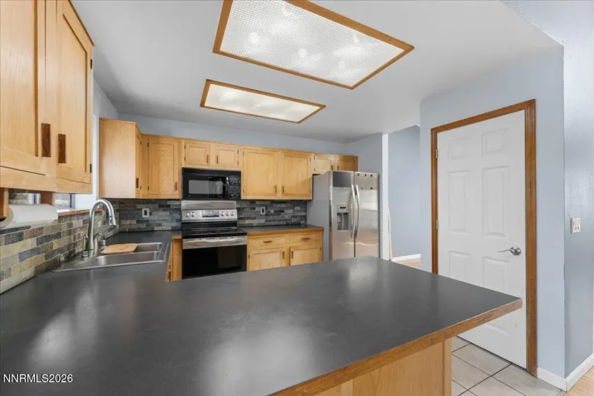 1689 Gregg, Carson City, Nevada 89701, 3 Bedrooms Bedrooms, ,2 BathroomsBathrooms,Residential,Residential,Gregg,260004771