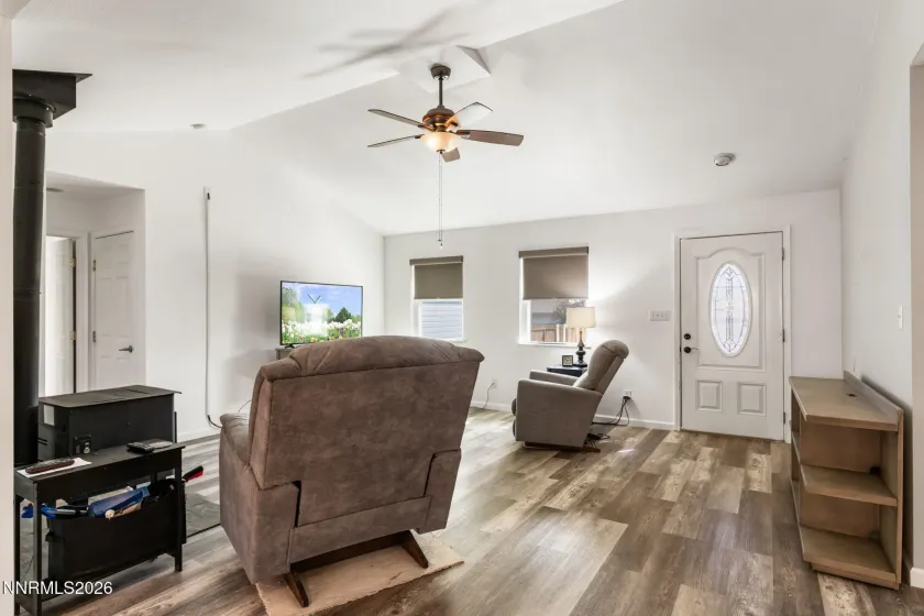 265 Luchetti, Dayton, Nevada 89403, 3 Bedrooms Bedrooms, ,2 BathroomsBathrooms,Residential,Residential,Luchetti,260004777