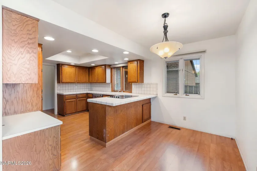 2008 Sunburst, Reno, Nevada 89509, 3 Bedrooms Bedrooms, ,2 BathroomsBathrooms,Residential,Residential,Sunburst,260004778