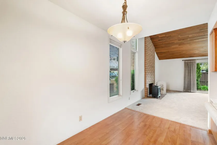 2008 Sunburst, Reno, Nevada 89509, 3 Bedrooms Bedrooms, ,2 BathroomsBathrooms,Residential,Residential,Sunburst,260004778