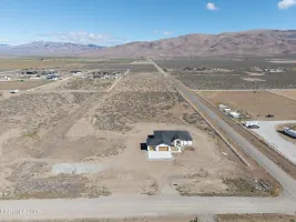 105 Pinto Ranch, Reno, Nevada 89510, 3 Bedrooms Bedrooms, ,2 BathroomsBathrooms,Residential,Residential,Pinto Ranch,260004783