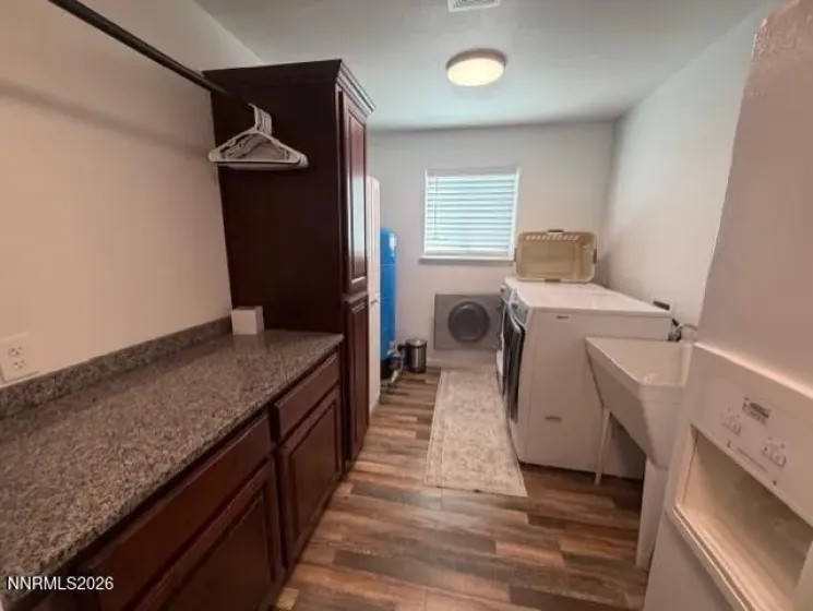 1135 Jungle, Fallon, Nevada 89406, 3 Bedrooms Bedrooms, ,2 BathroomsBathrooms,Residential,Residential,Jungle,260004795